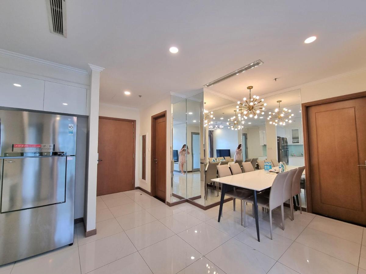 Enay Apartment - Vinhomes Central Park - Landmark Ho Si Minh-város Kültér fotó